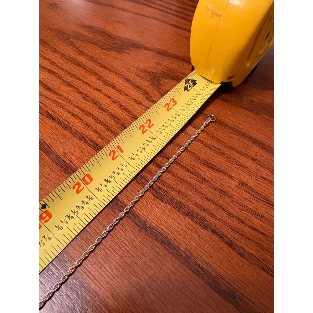 23" Helix Chain w/ Alternating Gold and Silver Tones - Picture 4 of 4